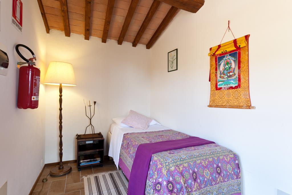 Casale Pundarika Guest House Riparbella Exterior photo