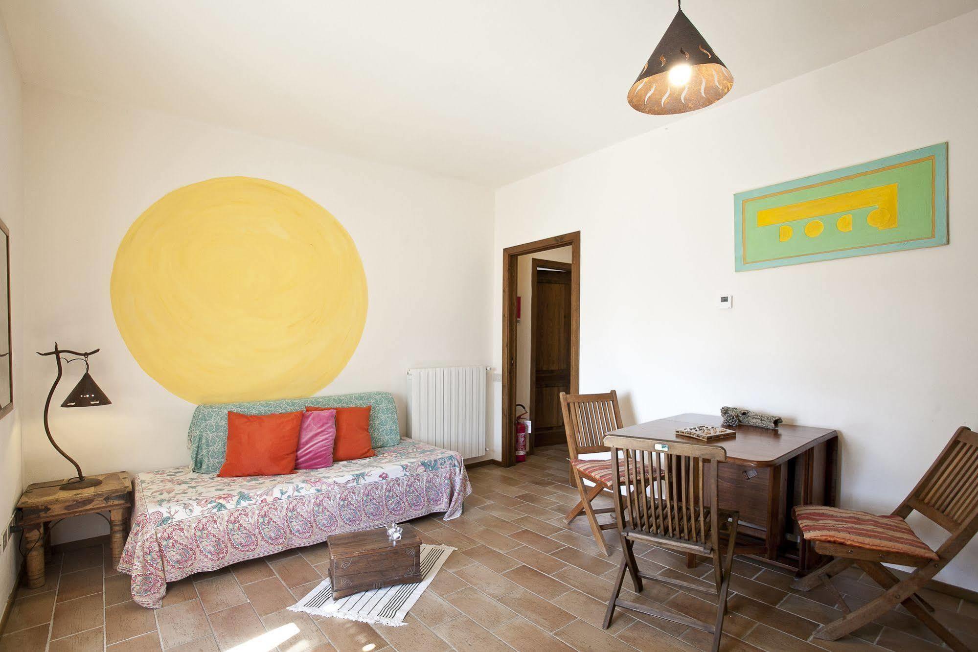 Casale Pundarika Guest House Riparbella Exterior photo
